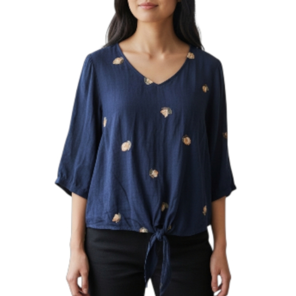 🦜 2/$10 Olivia & Martin Navy Blue Women's Top with Embroidery Accents. Sz 1X.
